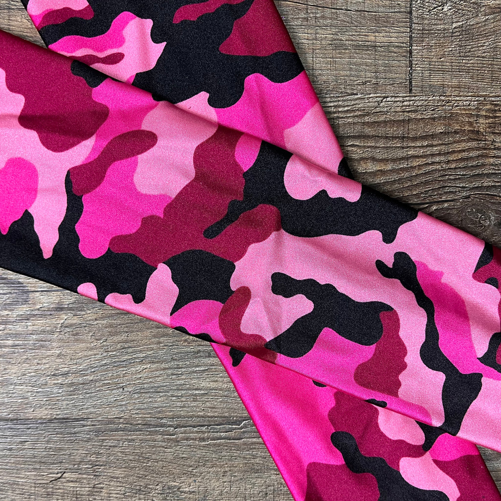 Compression Arm Sleeves in Pink Camouflage Print Spandex - Smash Dandy